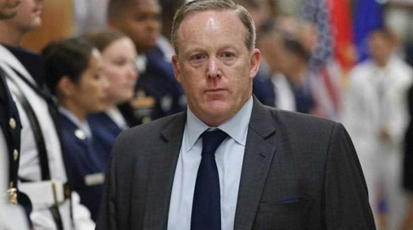 Αποχώρησε, μετά από 6 μόλις μήνες, ο Σον Σπάισερ, γραμματέας Τύπου του Λευκού Οίκου